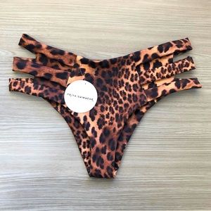 Custom made Priya bikini bottom leopard